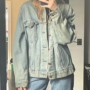 Vintage Levi’s Light-wash Denim Jacket